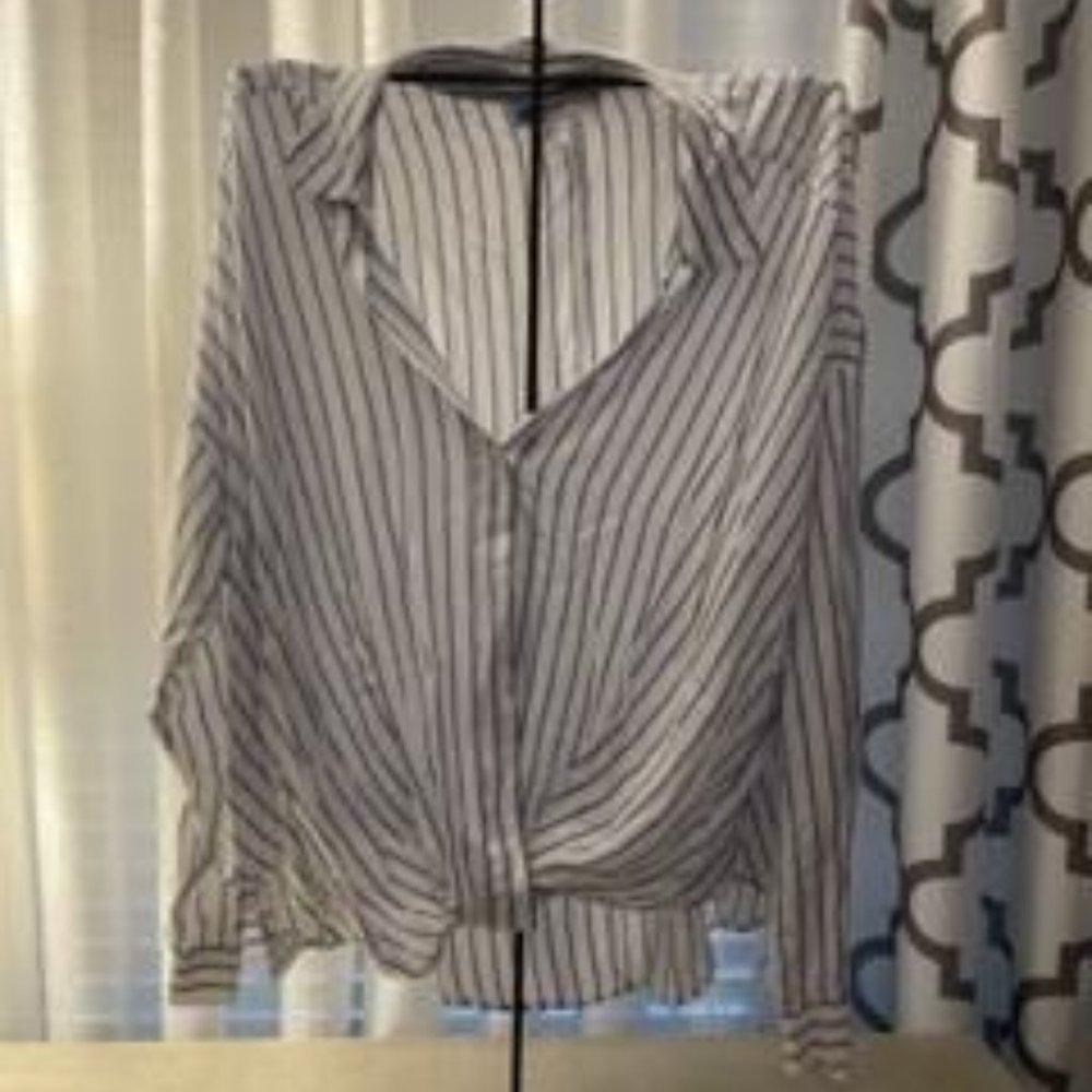 Forever 21 Knotted Long Sleeve Shirt